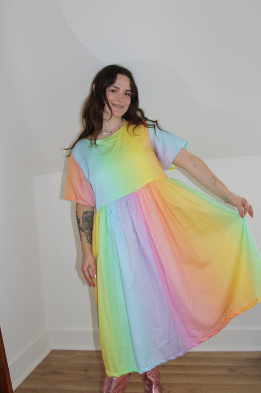 Junie Dress Midi - Bright Rainbow