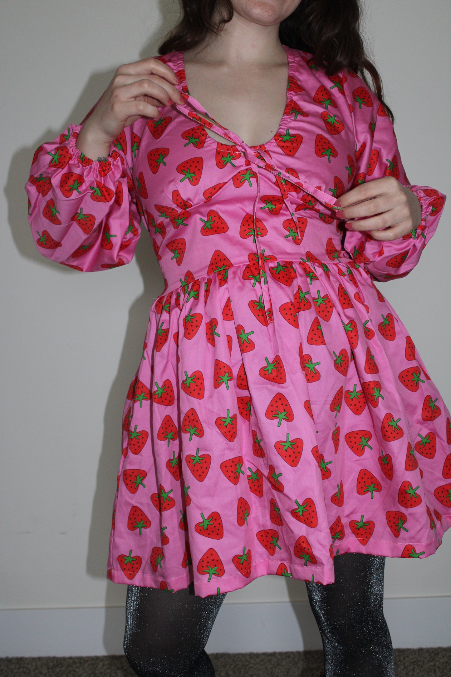 Stevie Dress | Strawberry Hearts