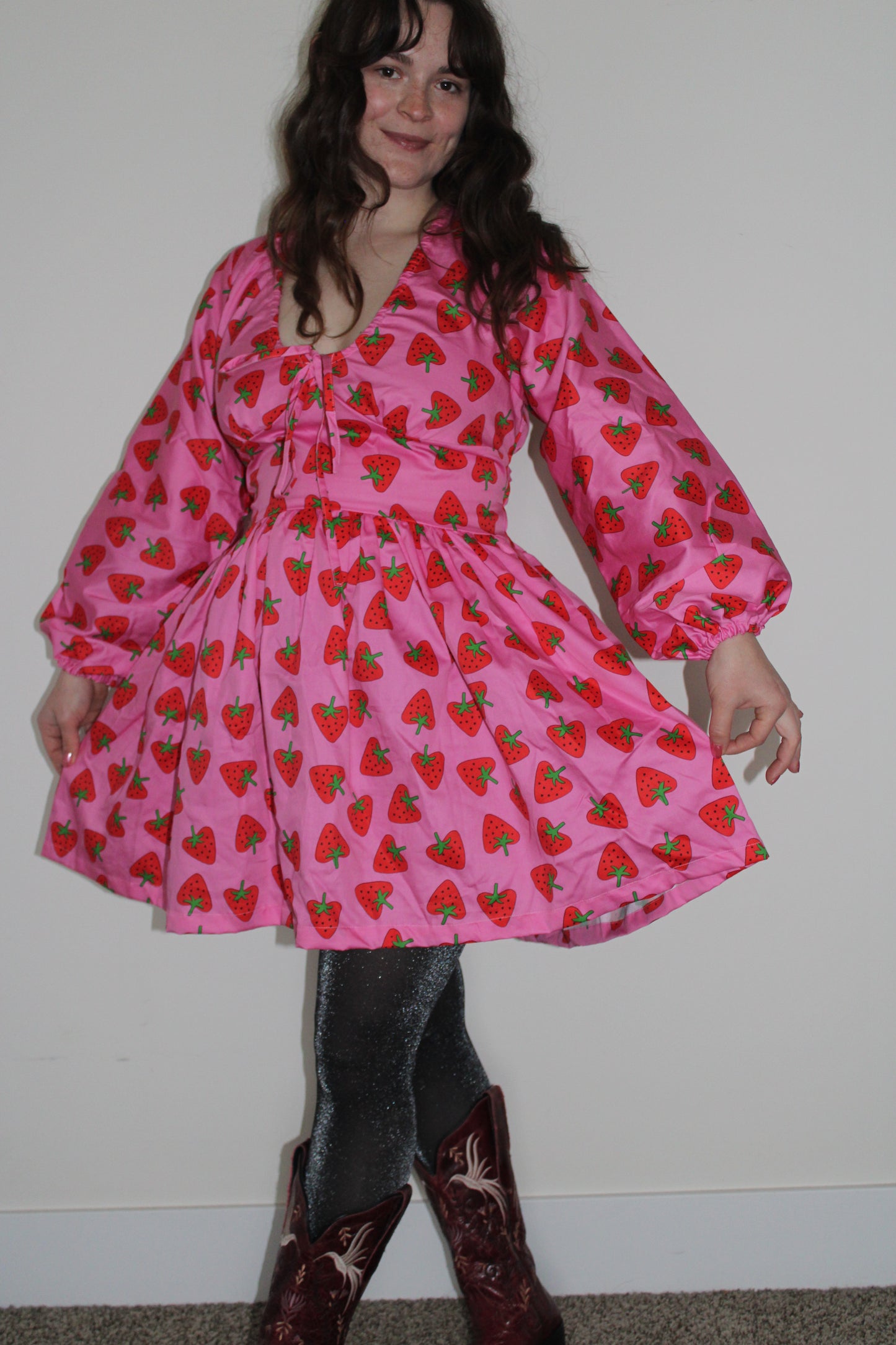 Stevie Dress | Strawberry Hearts